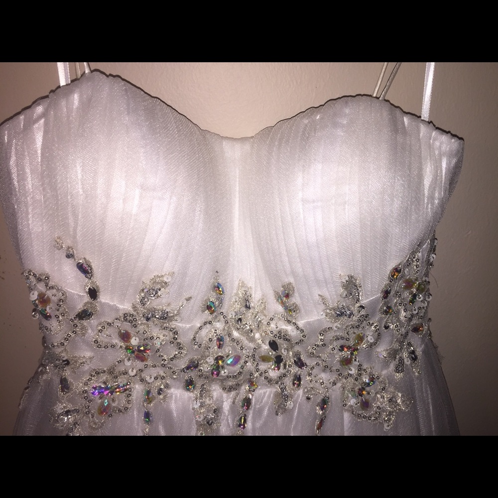 White Formal Dress. Perfect for wedding or prom.