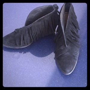 Matisse Coconuts black fringe Booties