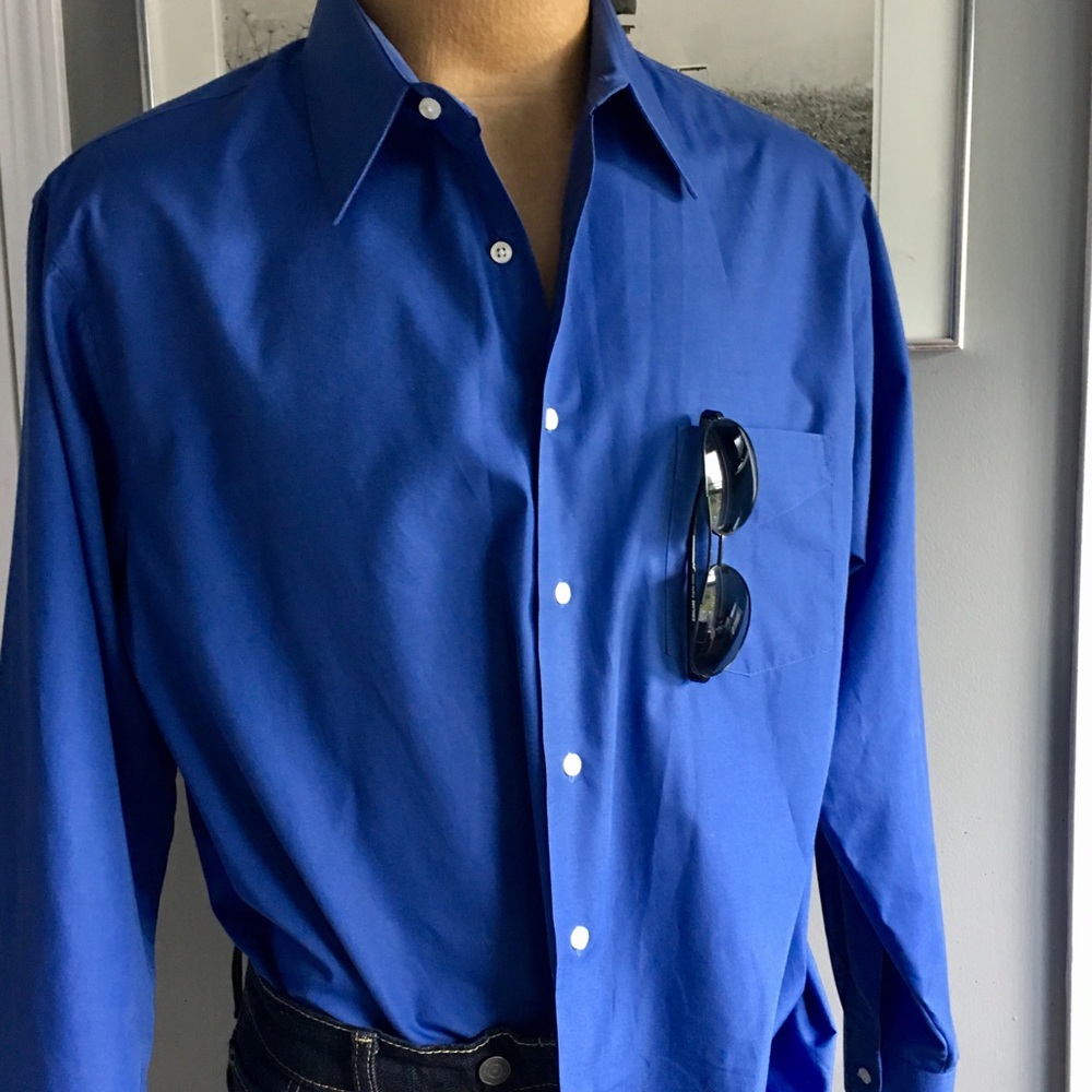 VAN HEUSEN POPLIN DRESS SHIRT