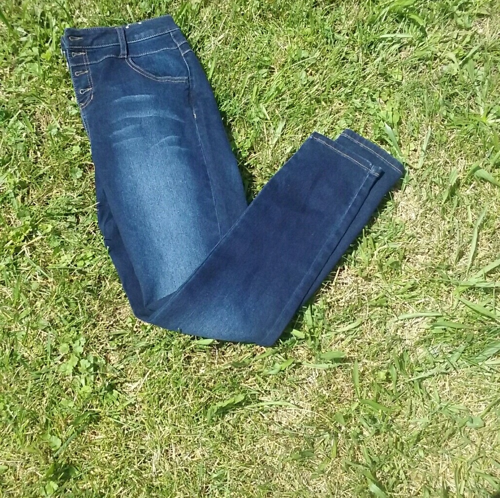 High waisted skinny jeans