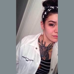 Meet your Posher, Jade