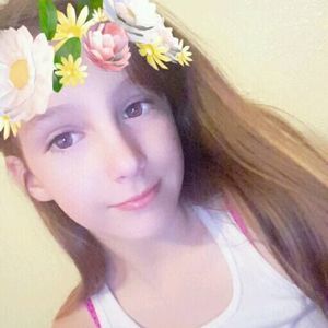 Meet your Posher, Navara-rose