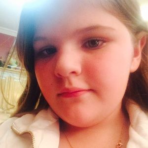 Meet your Posher, Mackenzie