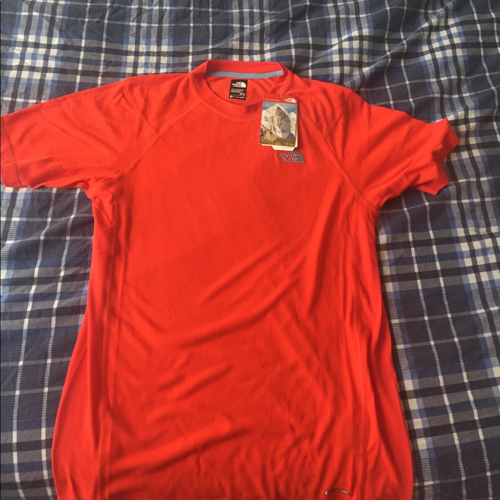 Men's medium north face short sleeve shirt