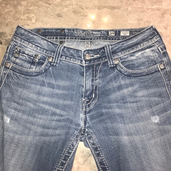 Authentic Miss Me Jeans - Picture 3 of 7
