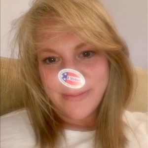 Meet your Posher, Sharon