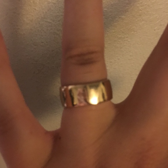 GOLD COLOR STACKABLE RING SET - SOLD - Picture 4 of 4