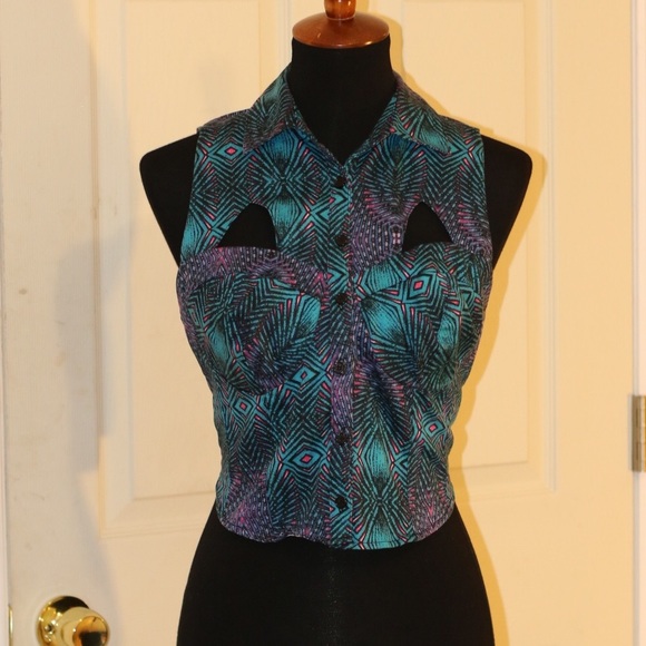 Top - Picture 4 of 4