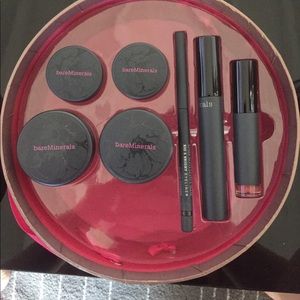 Bare minerals makeup kit