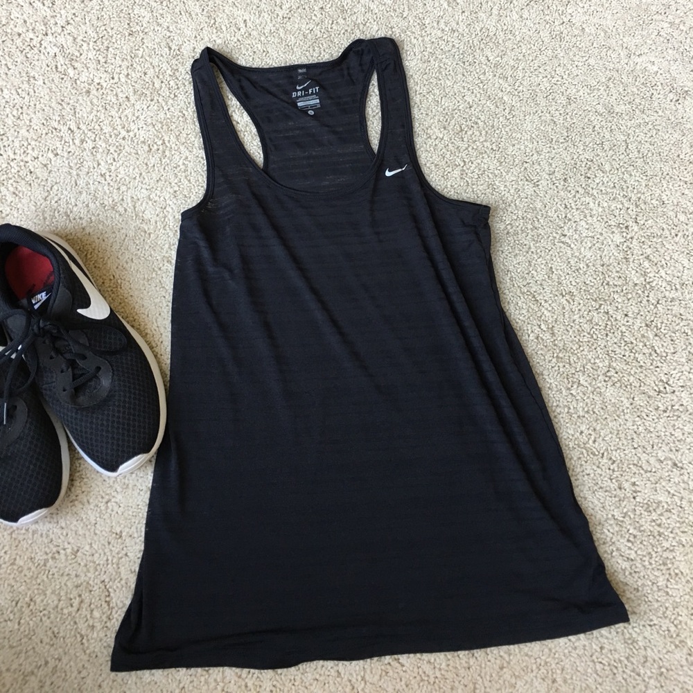 Nike top EUC