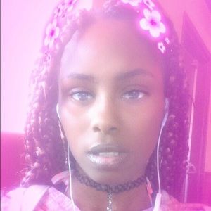 Meet your Posher, Kyra