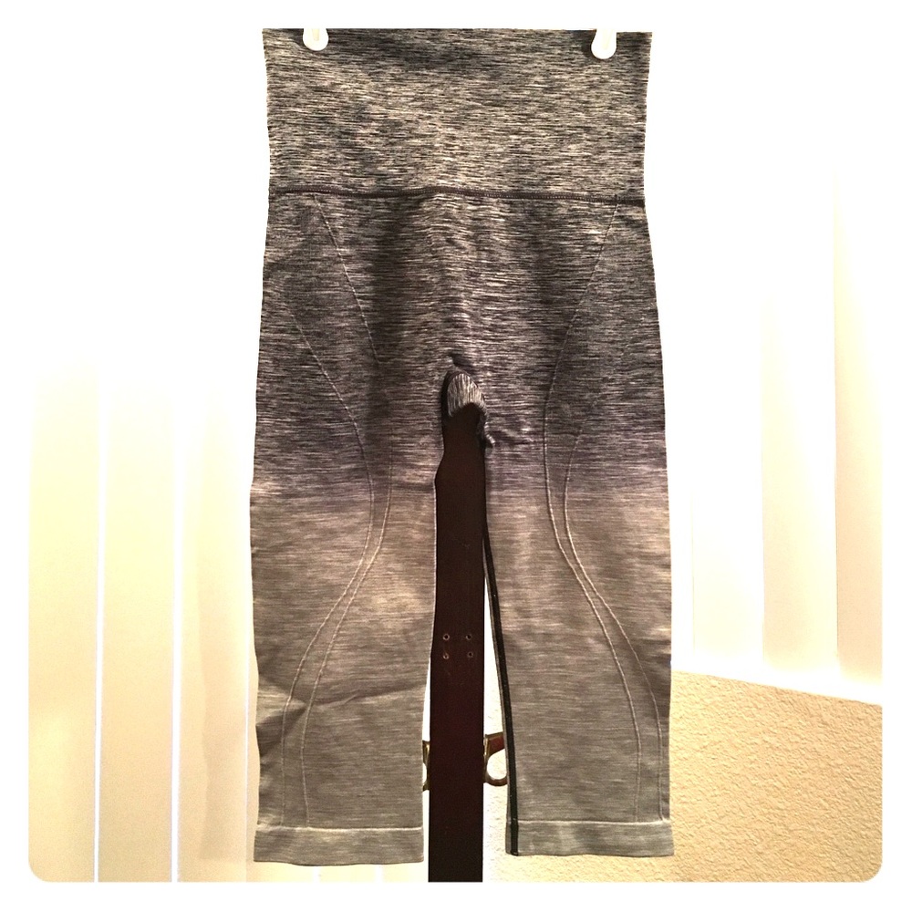 Charcoal Skye Dye Ombré Yoga Capri