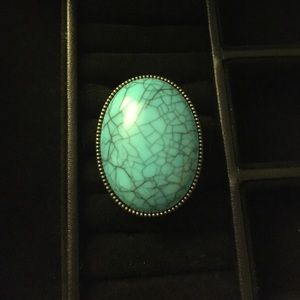 VINTAGE STYLE TURQUOISE STATEMENT RING