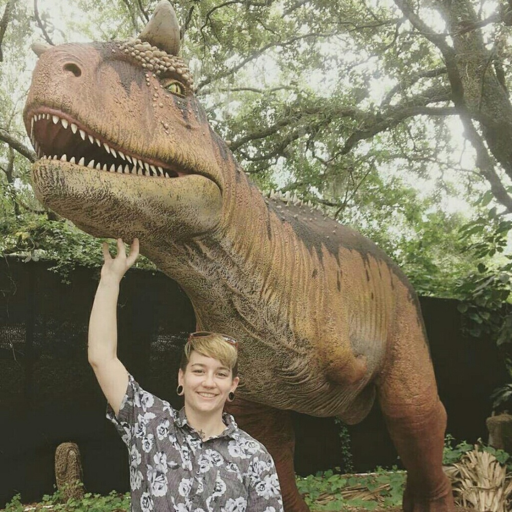 Meet your Posher, Cue