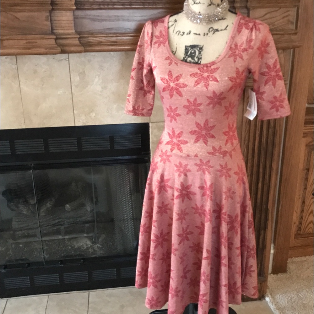 Small Lularoe Nicole - Elegant Collection