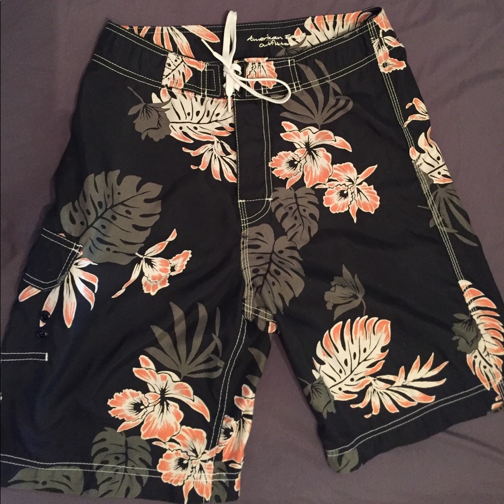 Men's size 30 American Eagle board shorts
