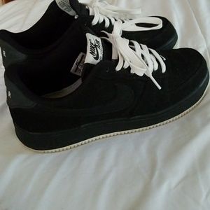 All black Seude Nikes