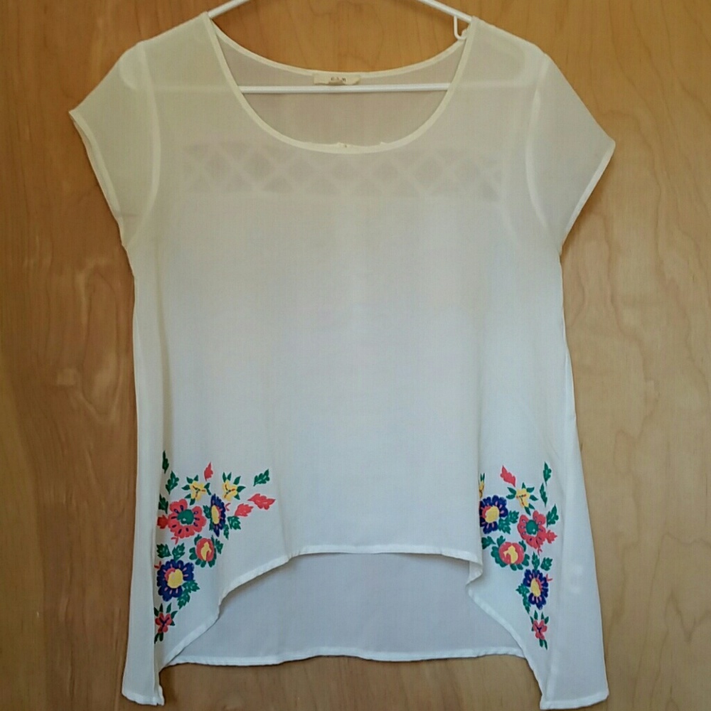 E & M blouse size M