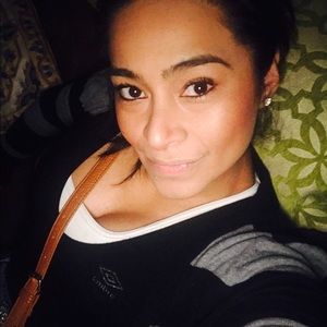 Meet your Posher, Narcisa