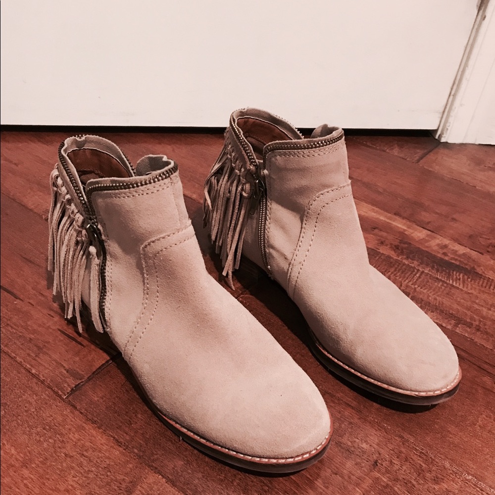 Dolce Vita fringe suede ankle boots