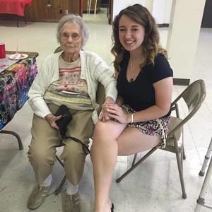 Meet your Posher, Ashley