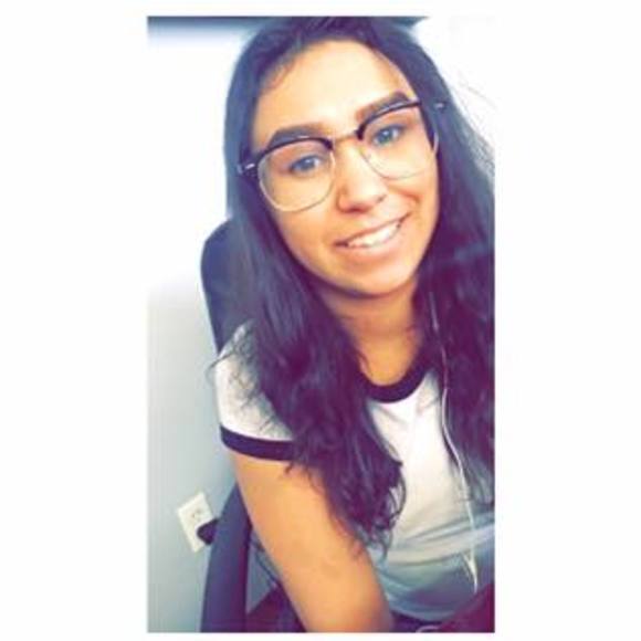 Meet your Posher, Lexi - Picture 1 of 1