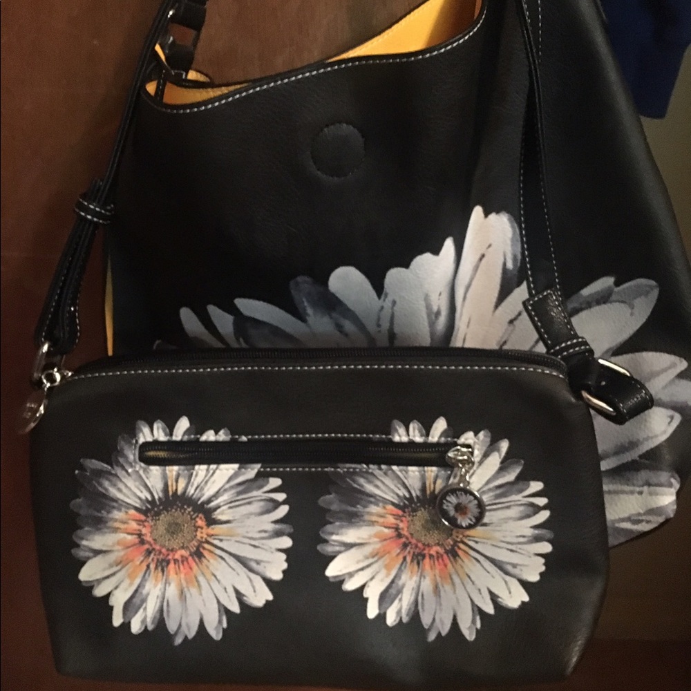 2 Amazing Sunflower purses!