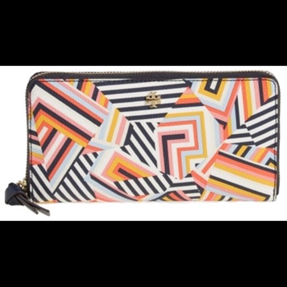 Kerrington Zip Around Continental Wallet