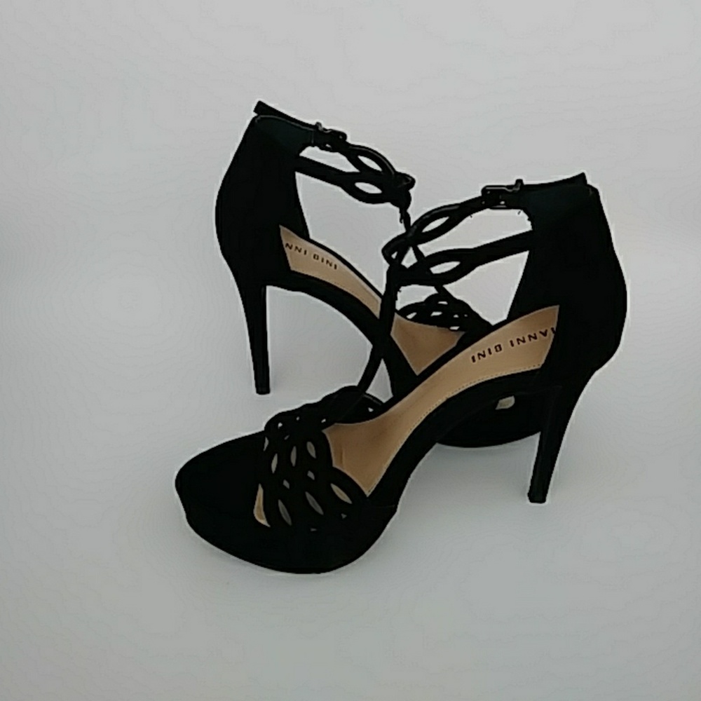 NIB 👠Gianni Bini black suede heels 👠 Never worn - Picture 4 of 10
