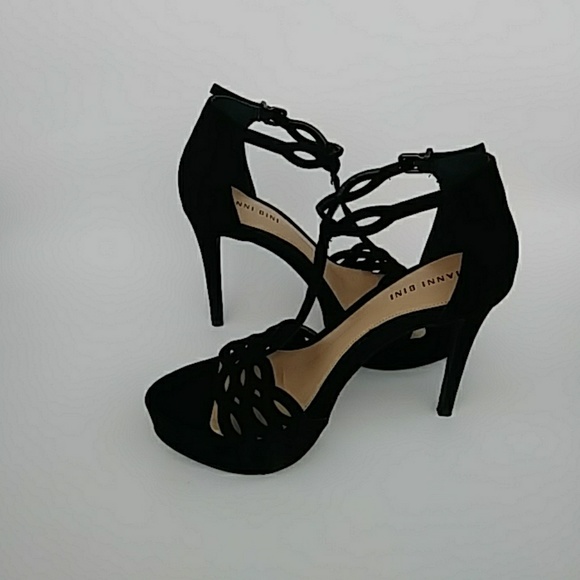 NIB 👠Gianni Bini black suede heels 👠 Never worn - Picture 4 of 10