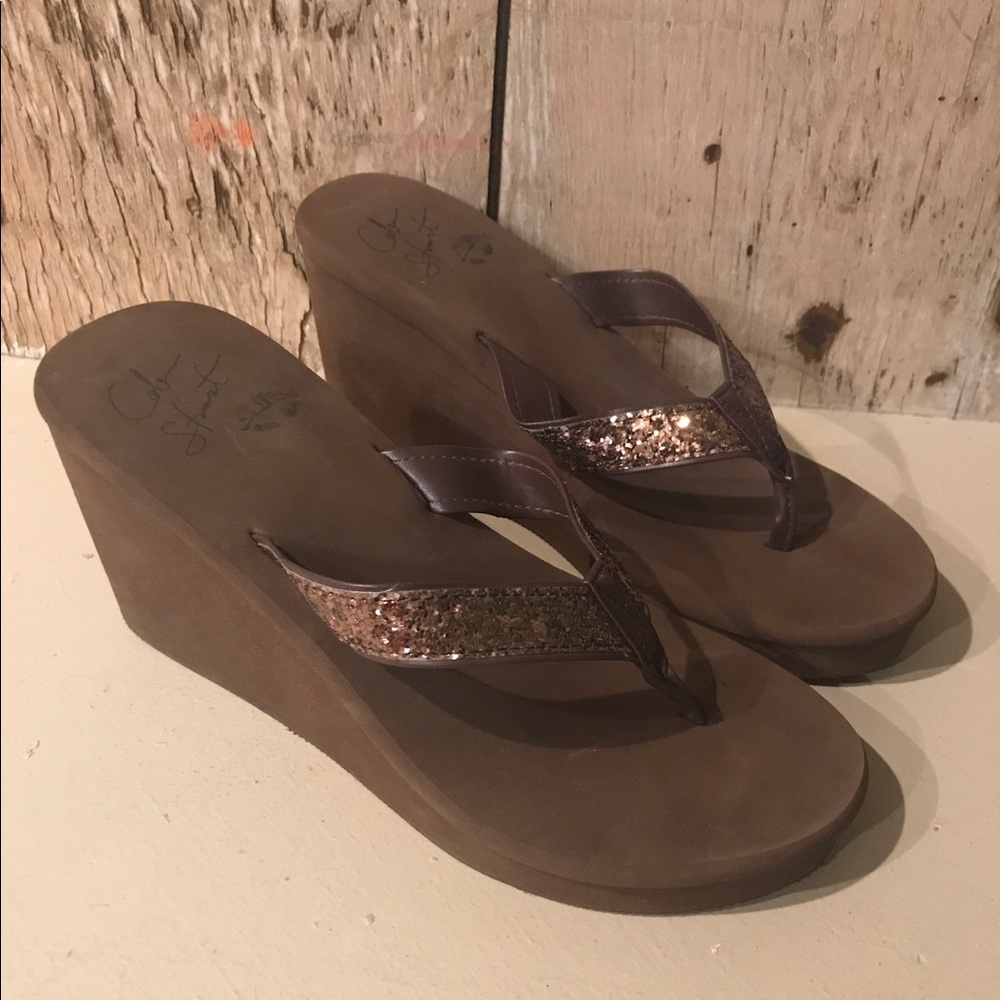Victoria Secret brand wedge flip flops