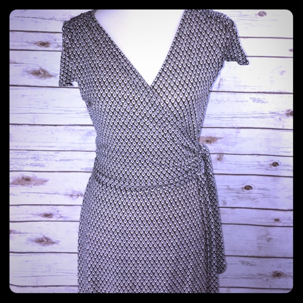 Wrap dress 8 Ann Taylor split cap sleeve