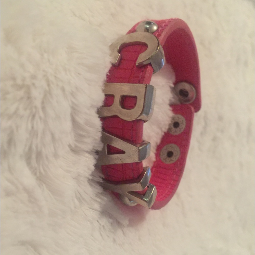 BCBG CRAY leather snap bracelet