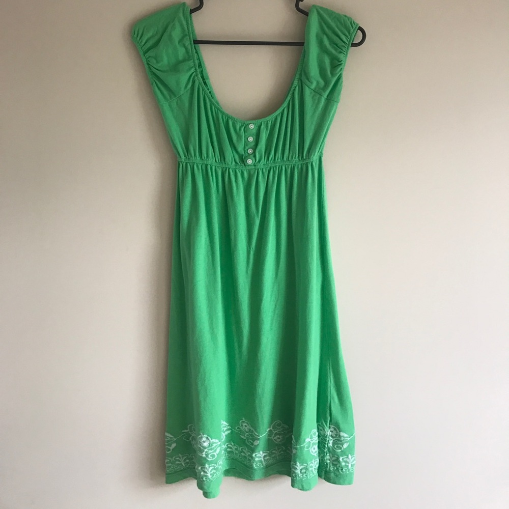 « Green Aeropostale Dress »