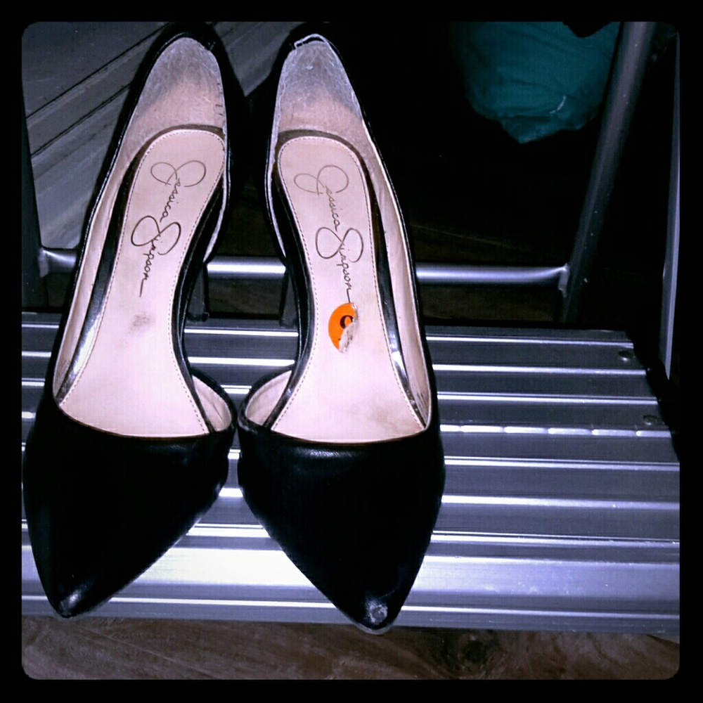 Jessica Simpson Pumps