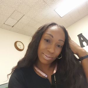 Meet your Posher, Carla