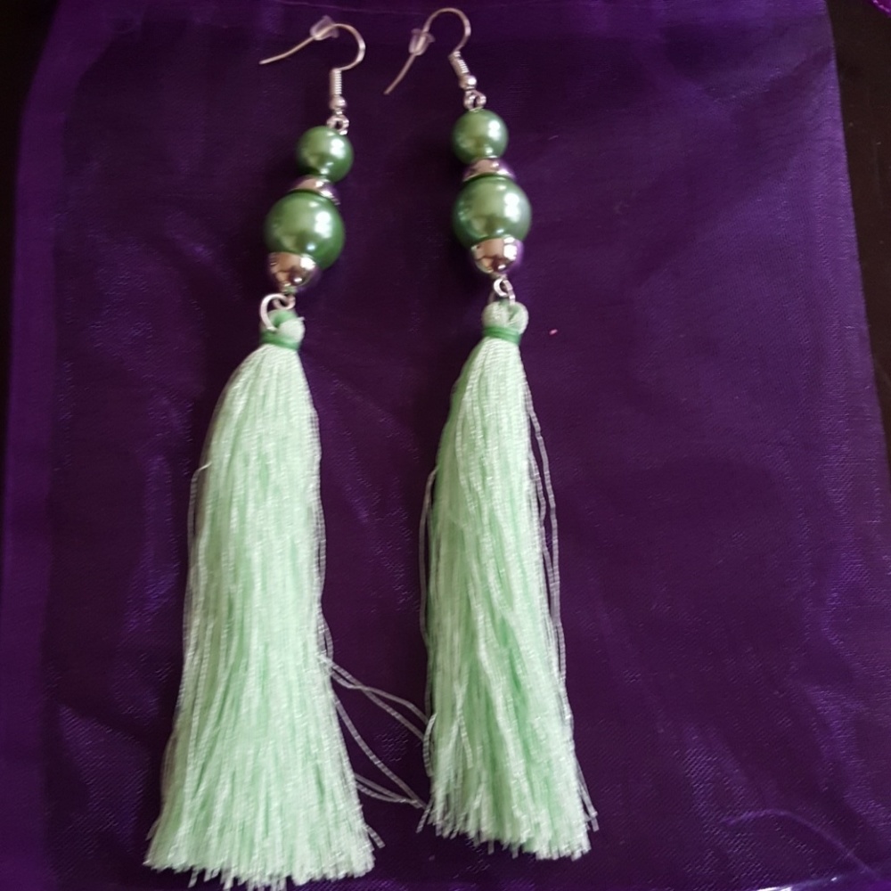 Green Faux Pearl Tassel Earrings~NWT