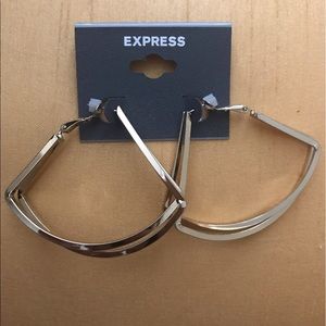 NWT Express Triangle Earrings