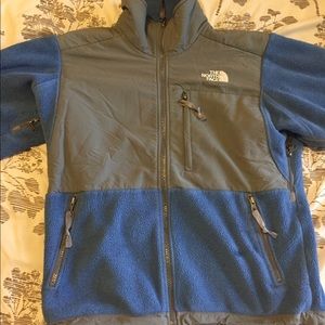 The North Face Denali Women's Fleece Jacket. Small