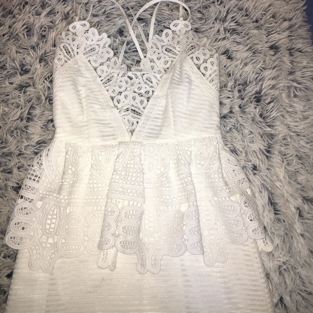 New without tags Missguided crochet lace dress - Picture 2 of 5