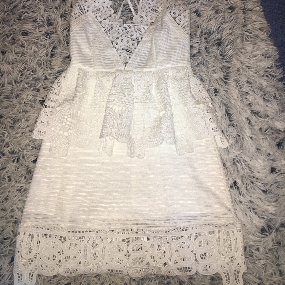 New without tags Missguided crochet lace dress - Picture 3 of 5