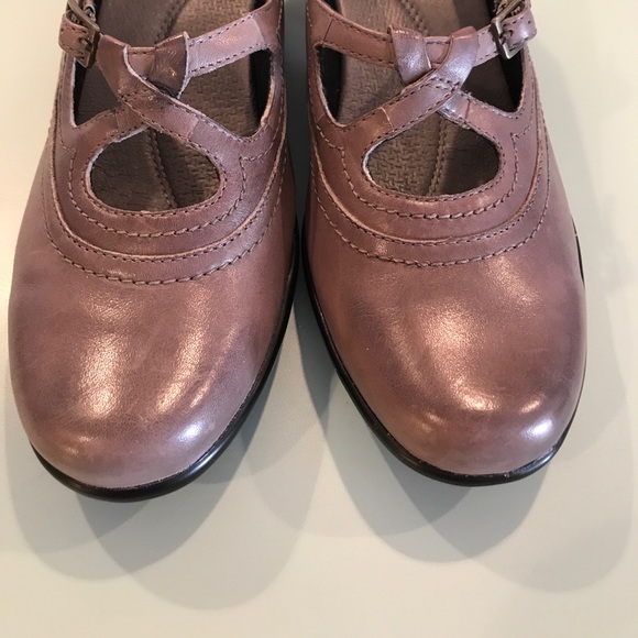 NWOT Gray Clarks Dress Shoes - Picture 5 of 7