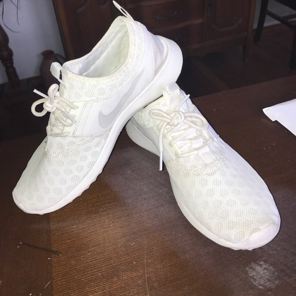 nike juv.