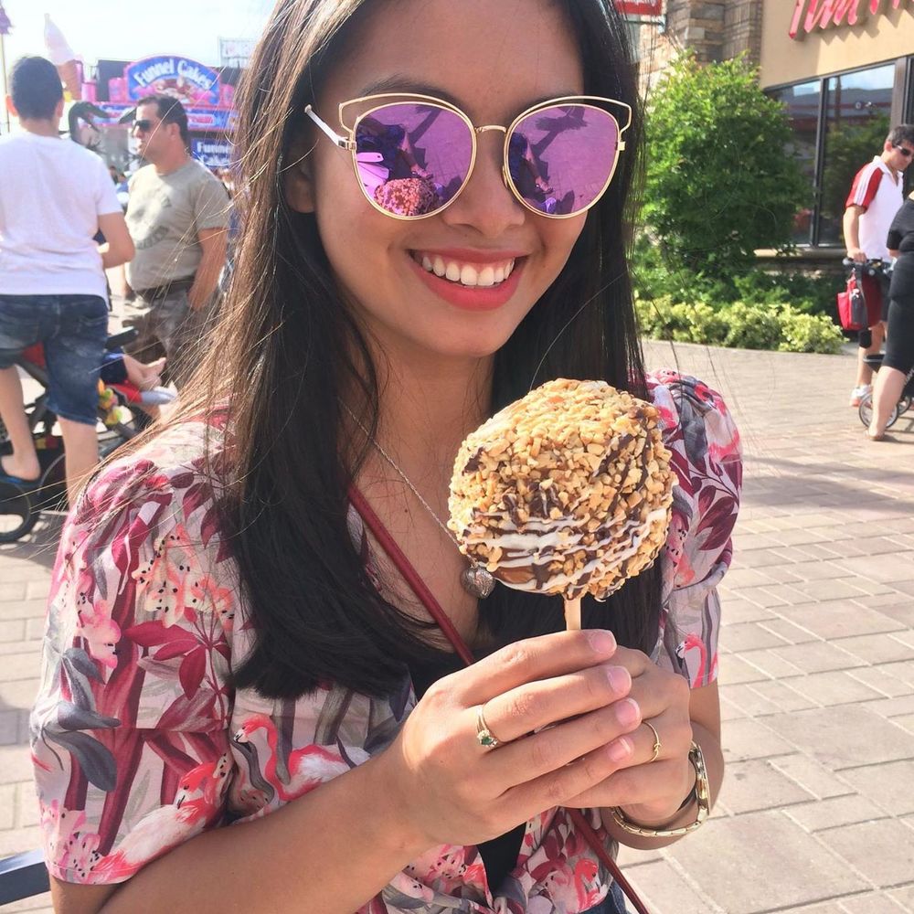 Meet your Posher, Ayen