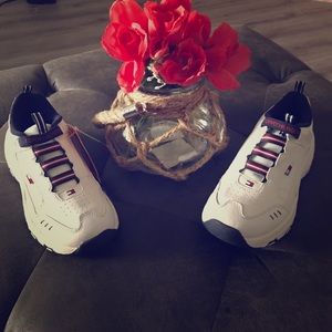 Tommy Hilfiger Tennis Shoes Size 1M