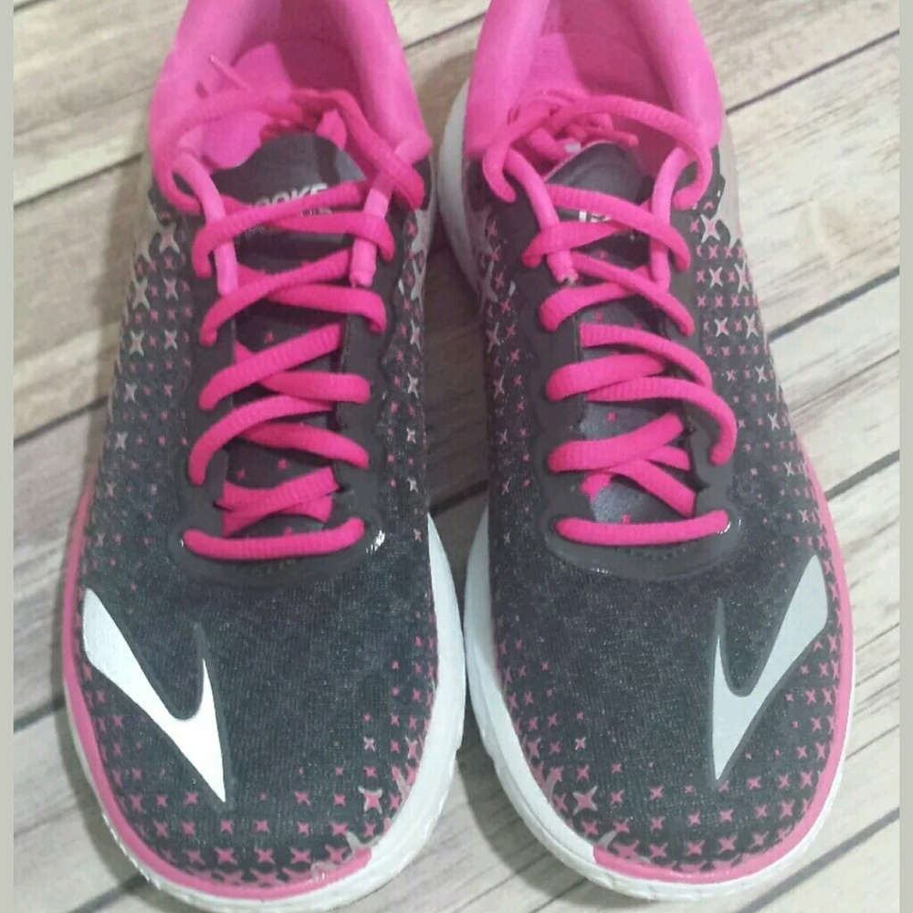 Women's Brooks pure flow 4 size 7
