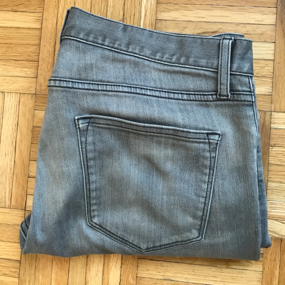 Uniqlo | Slim Fit Grey Jeans (33x32)