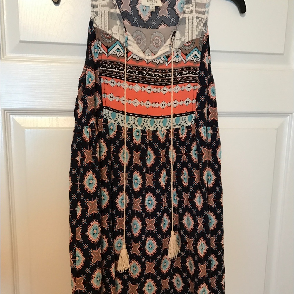 Flowy patterned dress