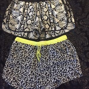 Bundle of 2 gym shorts