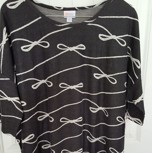 LuLaRoe Tops - ☆REDUCED☆ XL b&w bow Irma